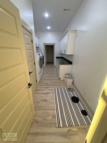 Bumpus Jones laundry room 1_web